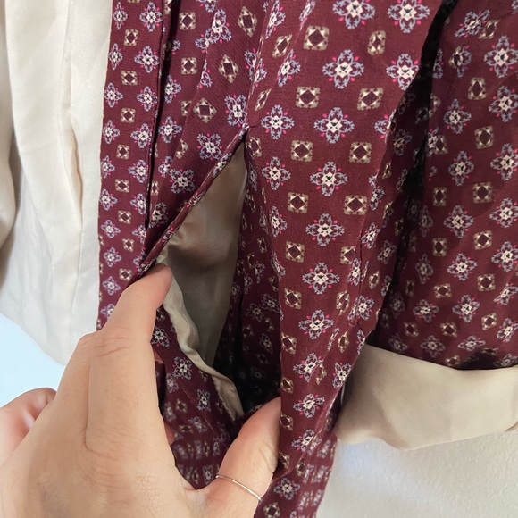 RARE Pull&Bear maroon satin print jacket with lining, pockets - Picture 6 of 9